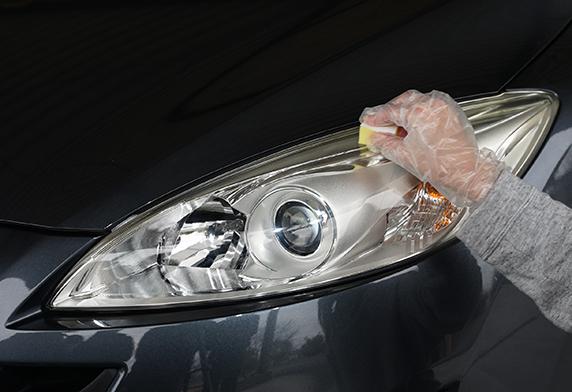 Soft99 Megami Headlight Refresh 4/6