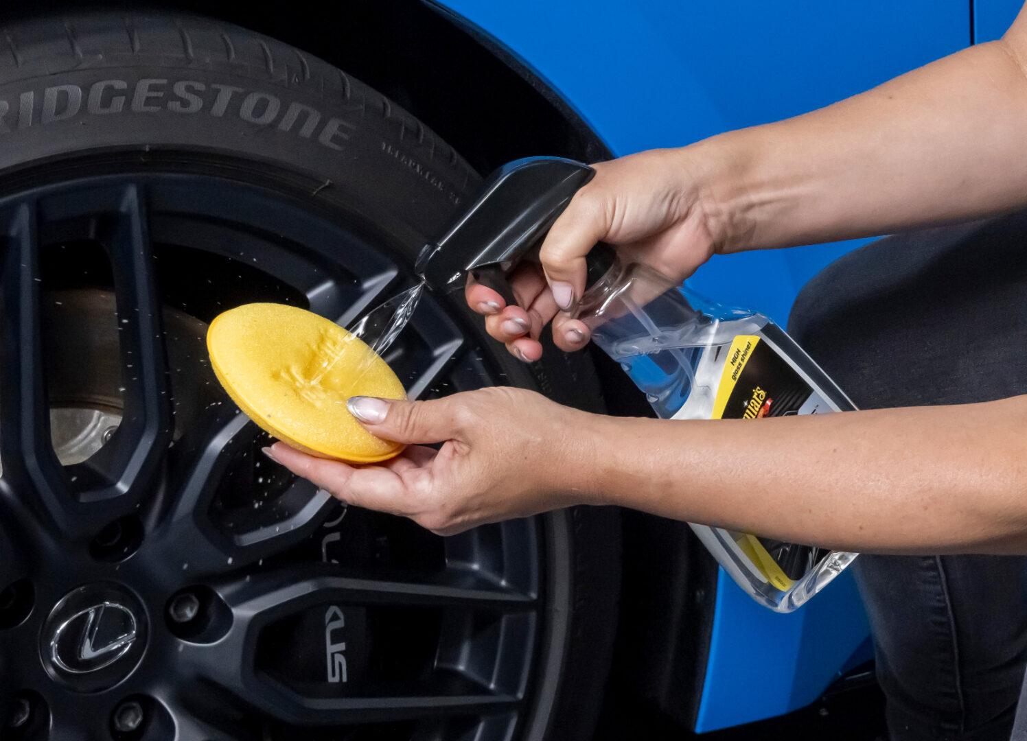 Meguiar's Ultimate Insane Shine Tire Spray 473 ml 2/5